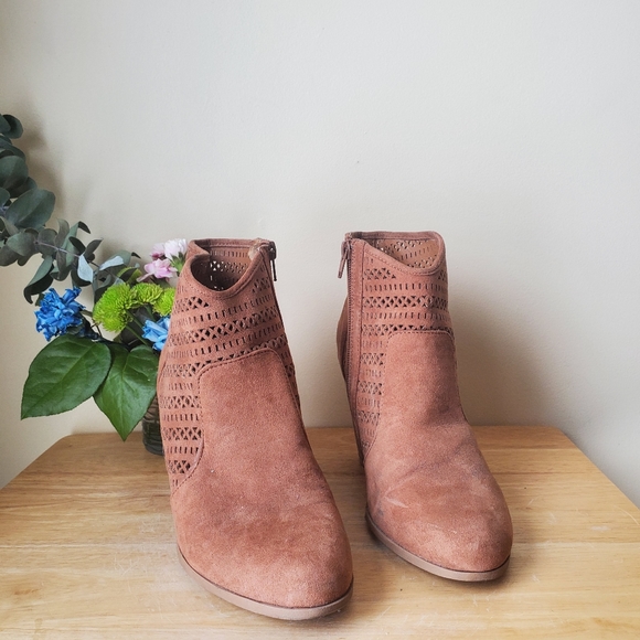 Qupid Boots - Picture 4 of 14